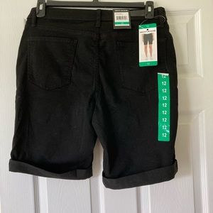 NWT Black DKNY Denim Shorts Size 12